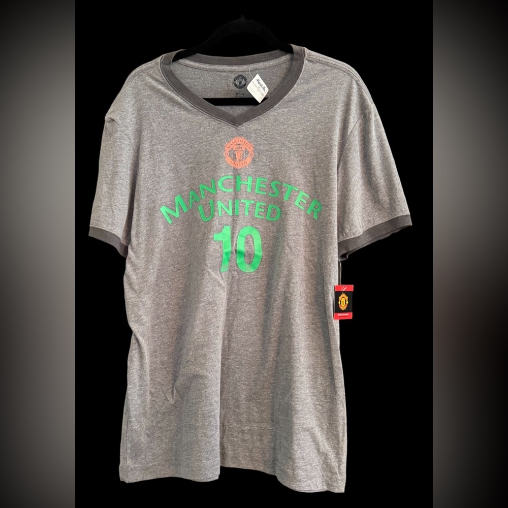 Manchester United Rooney V-Neck Tee Shirt Size Large NWT Gray
